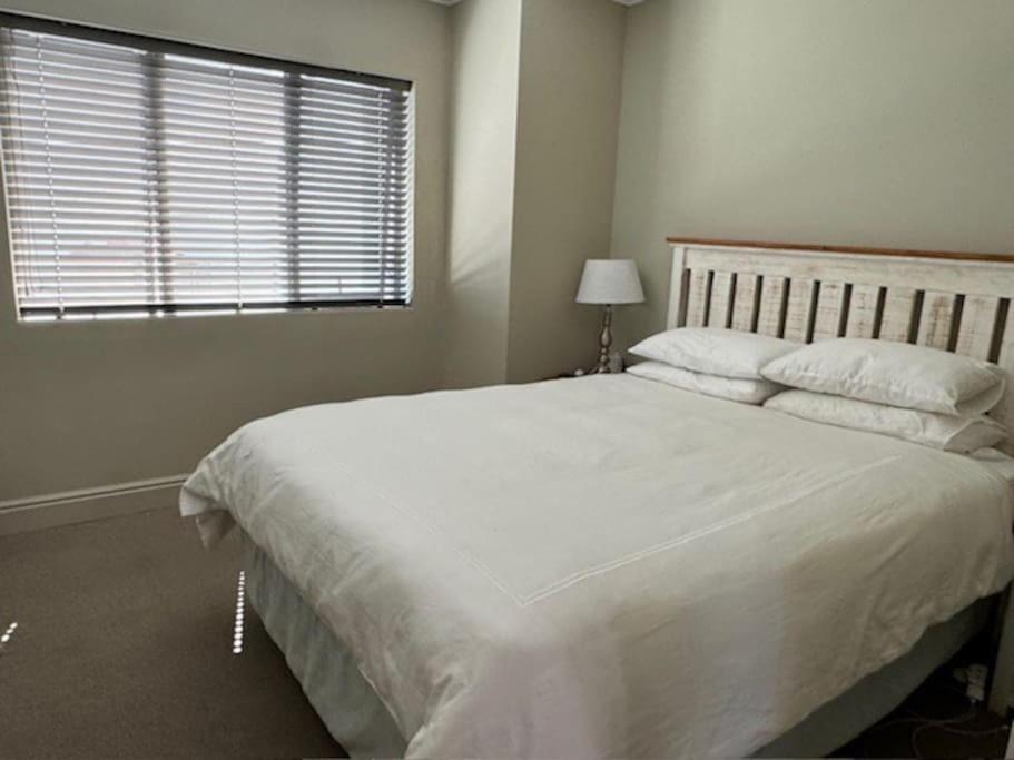 Luxury Townhouse In Stellenbosch Central エクステリア 写真
